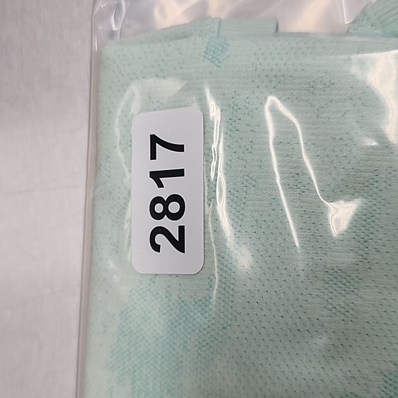 ATHLETA Momentum Seamless Green‎ Camo Tank Top Women's Medium Style# 556387 - Picture 8 of 8